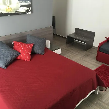 לינה וארוחת בוקר La Dimora Di Garibaldi נאפולי