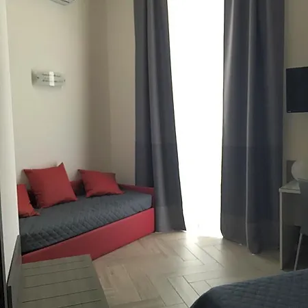 La Dimora Di Garibaldi Nocleg ze śniadaniem Neapol