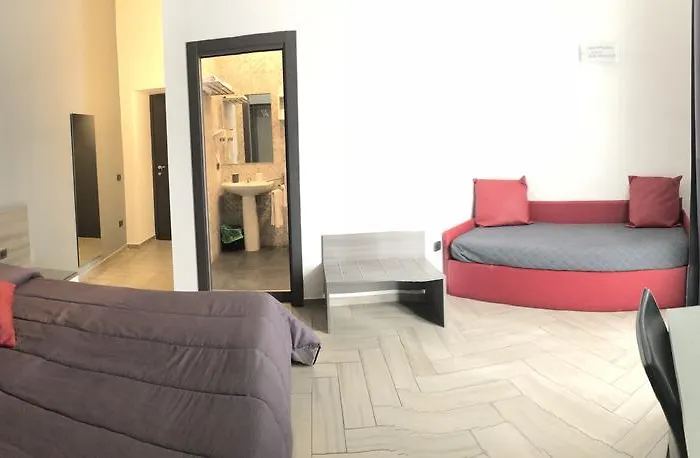 La Dimora Di Garibaldi فندق مبيت وإفطار نابولي