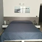 La Dimora Di Garibaldi 3* Neapol